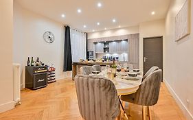Magnifique Appartement De Luxe & Familia - Paris 16